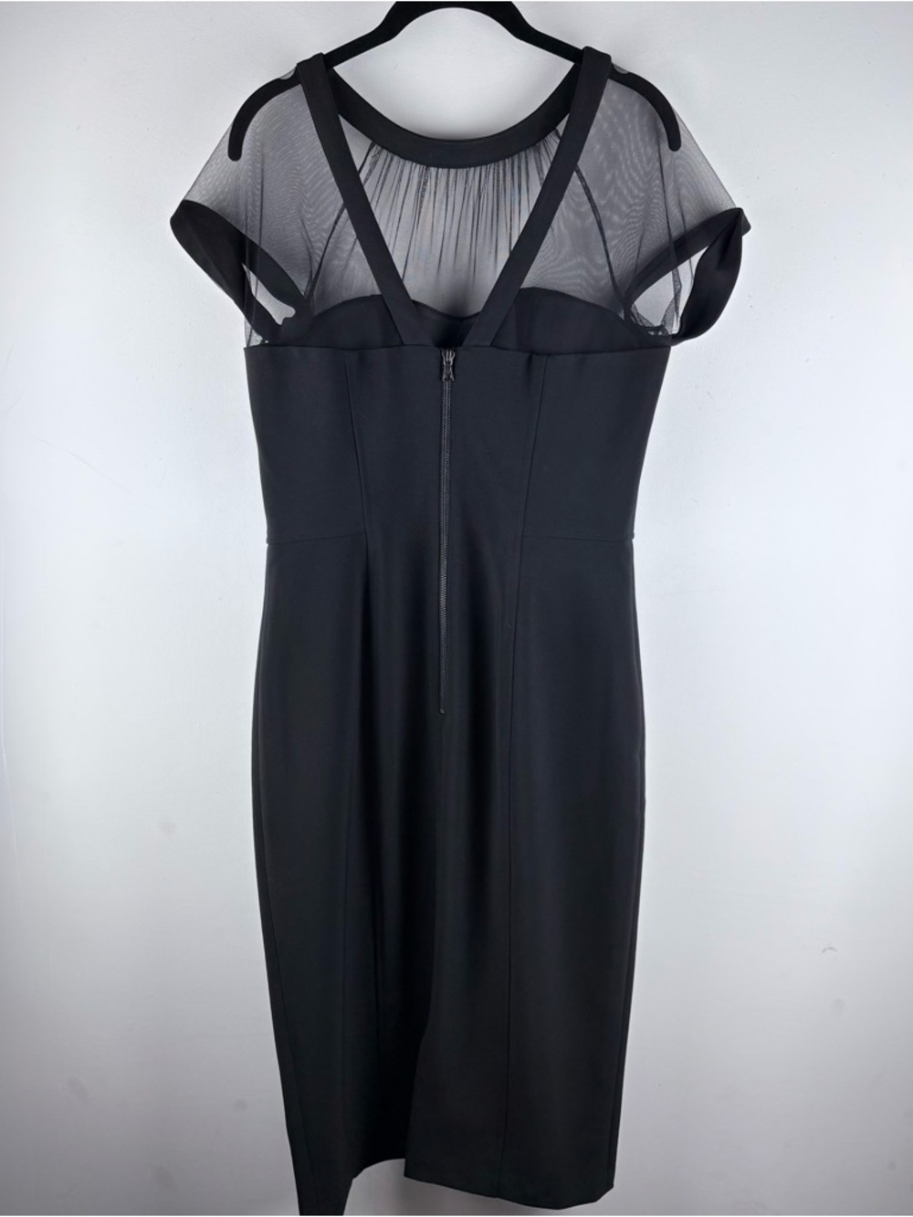 Maggy London Dress Size 10 Black Sheer Illusion Yoke V-Back Crepe Cocktail Chic - Picture 5 of 11